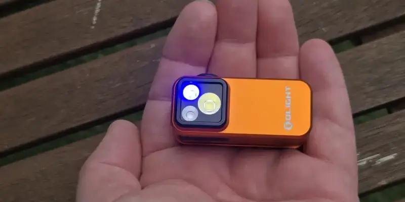 Olight Oclip Pro S Test 2026: Kompakte EDC-Lampe mit UV-Licht im Test